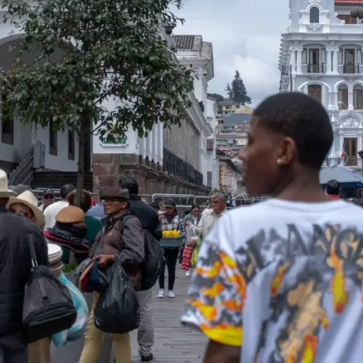 El riesgo país de Ecuador sube tras tocar mínimo al que no llegaba hace más de una década