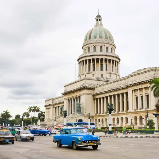 Giro en Cuba: El plan de choque radical del régimen que introduce la banca y el capital privado