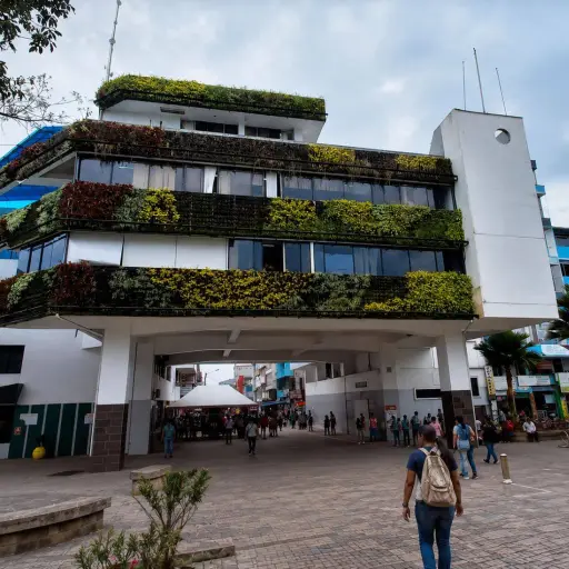 Solo 46 inmuebles sostienen la administración pública de Santo Domingo 