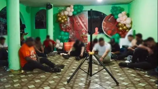 Fiscalía logró prisión preventiva de 90 días para 43 personas detenidas en una “narcofiesta” en Guayaquil