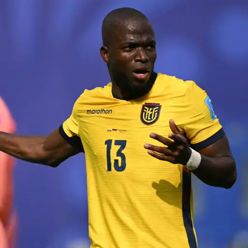 Ecuador desafía a México en el Mundial con tres viejos conocidos del fútbol azteca