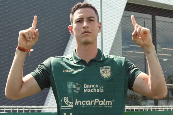El delantero portovejense Miguel Parrales ya lució la camiseta de Orense. 