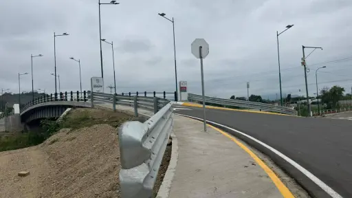 Nuevo puente de El Cady, en la parroquia Colón de Portoviejo, genera preocupación entre moradores