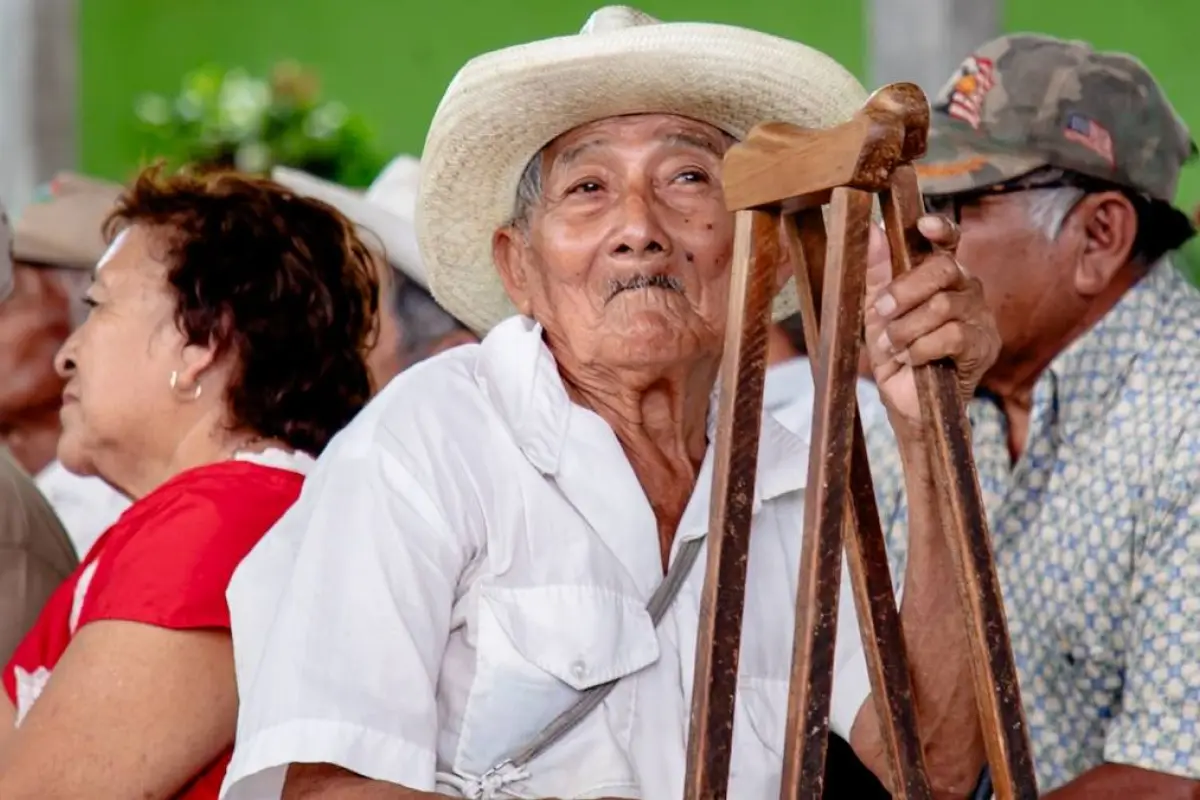 ¿Habrá mayor protección para adultos mayores en Ecuador? Esto se analiza en la Asamblea Nacional.