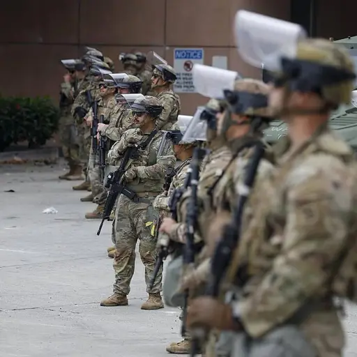 Estados Unidos implementará pruebas anuales de testosterona para militares mayores de 30 años