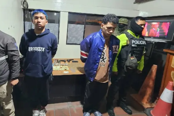 Alias 'Samir' y alias 'Cerro', presuntos integrantes de un grupo delictivo fueron detenidos por la Policía. ,Foto: X John Reimberg