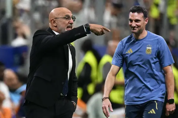 Scaloni y De la Fuente, un reencuentro entre maestro y alumno por el título mundial