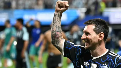 “Nadie nos regala nada”:El contundente mensaje de Messi tras la épica remontada de Argentina ante Inglaterra