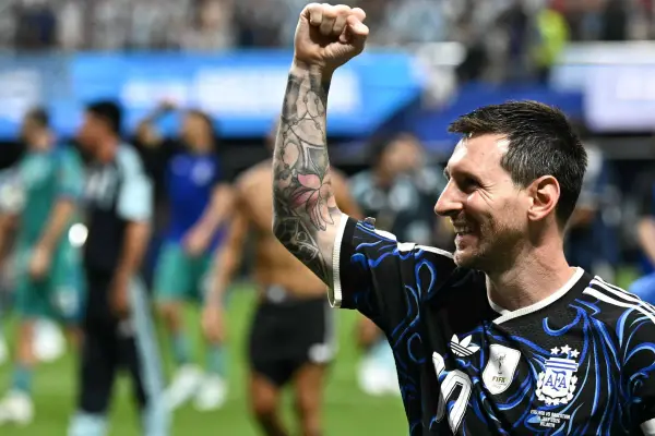 “Nadie nos regala nada”:El contundente mensaje de Messi tras la épica remontada de Argentina ante Inglaterra