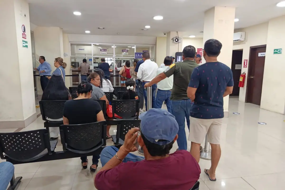 Tasa de aseo en Manta se sigue pagando en ventanillas municipales., El Diario