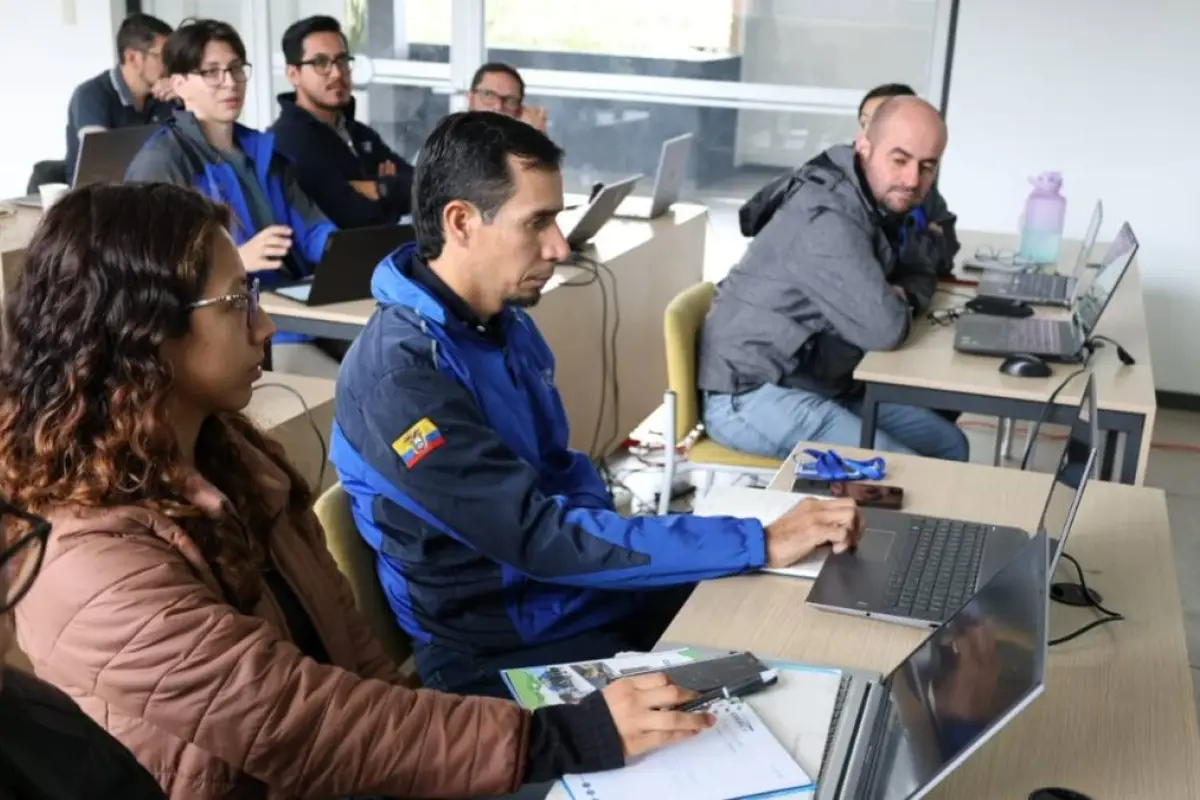 El empleo en el sector público subió este 2026 y representa cerca del 7% de la población económicamente activa