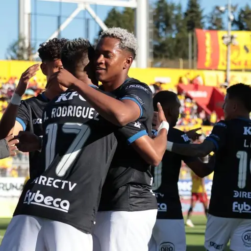 Independiente del Valle goleó a Aucas y consolidó su liderato absoluto en la Liga Ecuabet