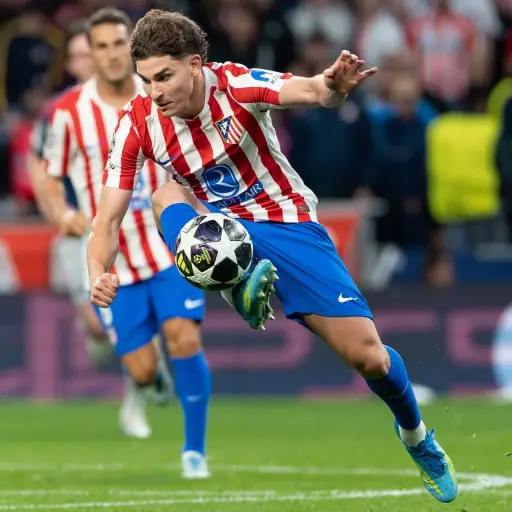 Atlético de Madrid declara intransferible a Julián Álvarez ante las ofertas del Barcelona