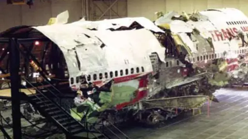 El misil que nunca existió: La verdad detrás de la explosión del vuelo TWA 800 que conmocionó a Estados Unidos