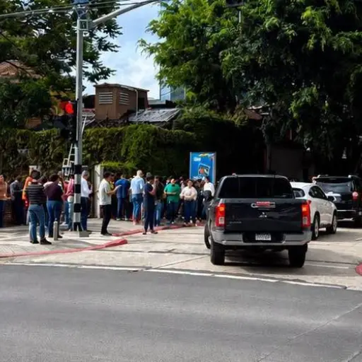 Sismo de magnitud 7,3 sacude la costa suroeste de México y activa alerta de tsunami