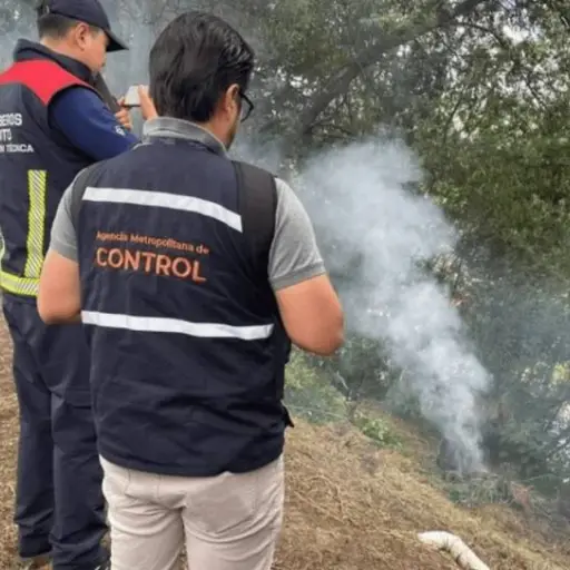 Quito intensifica sanciones por quemas ilegales a cielo abierto
