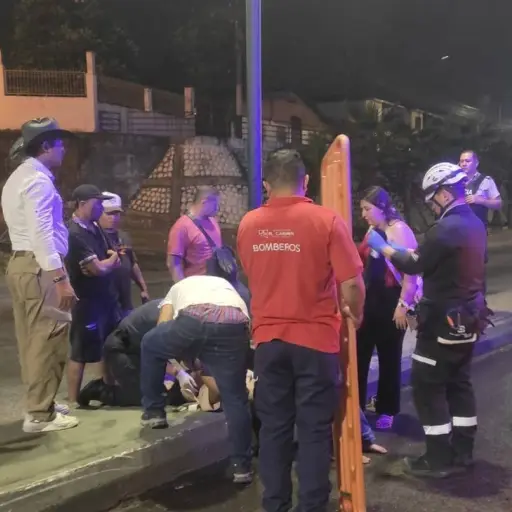 El Carmen: dos jóvenes resultan heridos tras accidente de tránsito en la vía Chone
