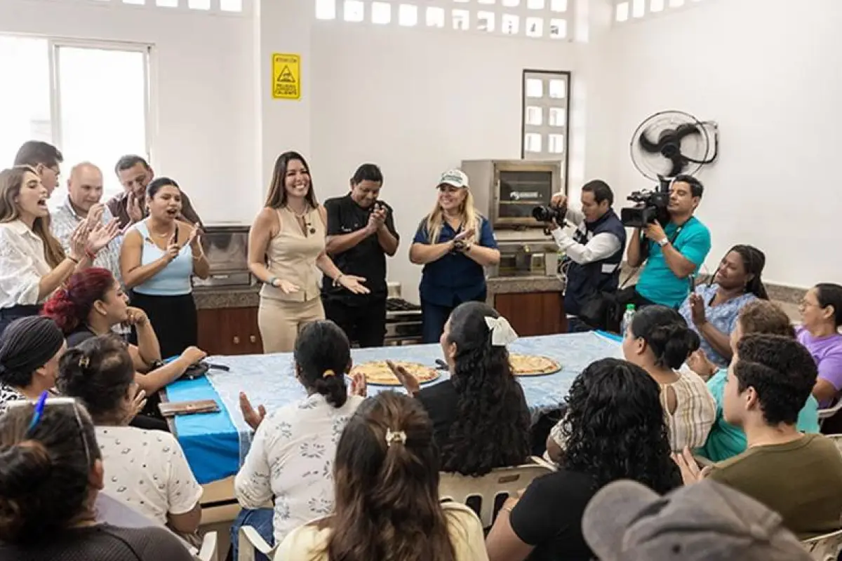 Alcaldía fortalece la red de centros comunitarios con mejoras en infraestructura y equipamiento
