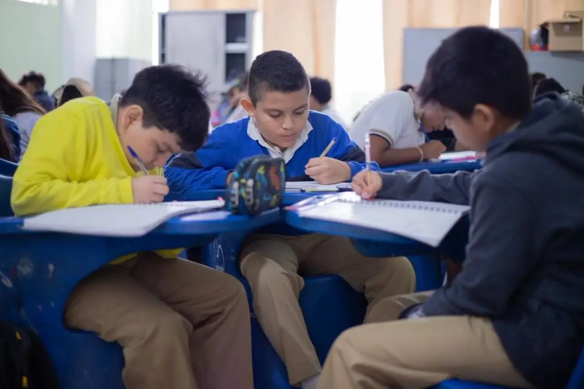 clases los sábados en Ecuador nuevo acuerdo escolar