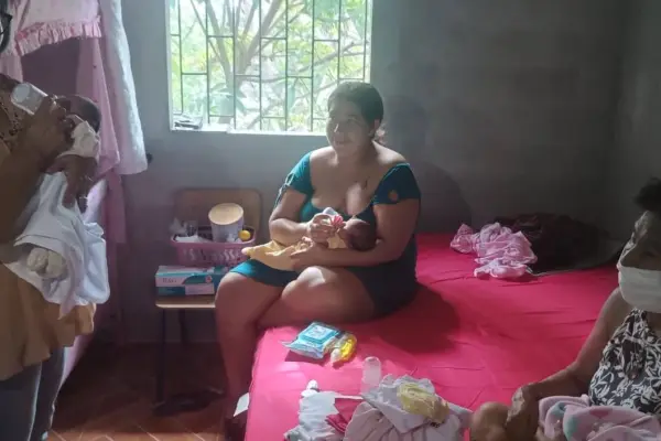 De esperar un bebé a recibir tres: la historia que cambió una vida