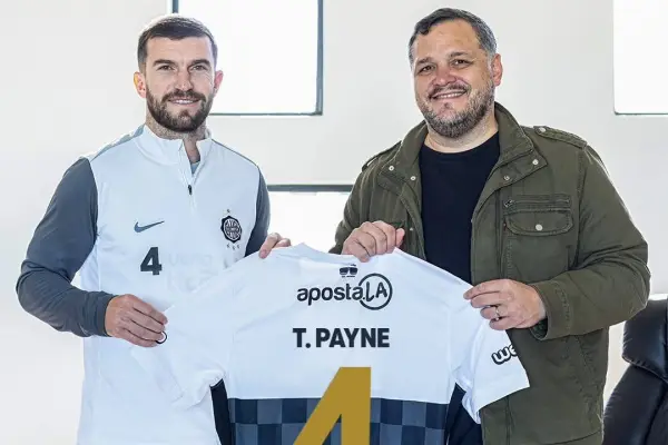 Tim Payne firmó un contrato de 18 meses con Olimpia de Paraguay. 