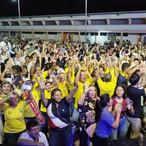 Exestudiantes del Colegio Eugenio Espejo de Chone listos para celebrar las “Bodas de Granito” con un quinto reencuentro