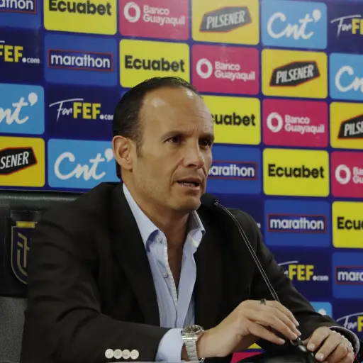 Francisco Egas atribuye la falta de delanteros en Ecuador al exceso de futbolistas extranjeros en los clubes locales