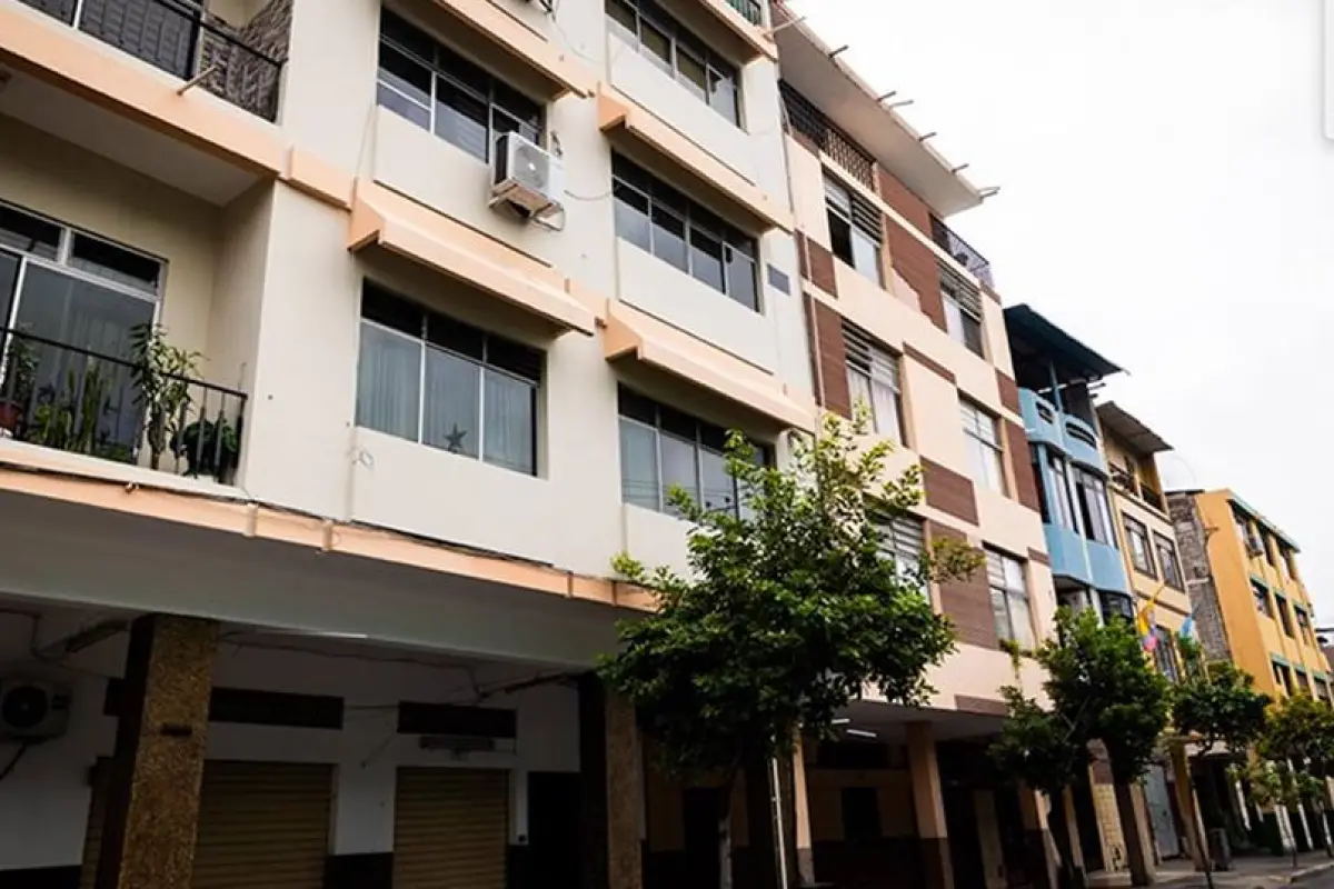 Centro de Guayaquil avanza en la recuperación urbana con intervención de fachadas de inmuebles