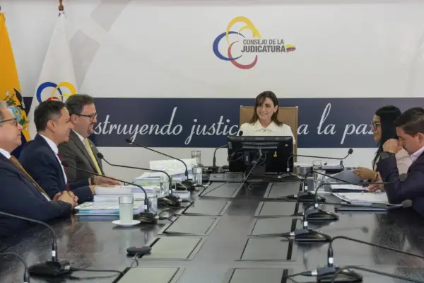 Consejo de la Judicatura declara necesidad emergente por déficit de jueces en Ecuador.