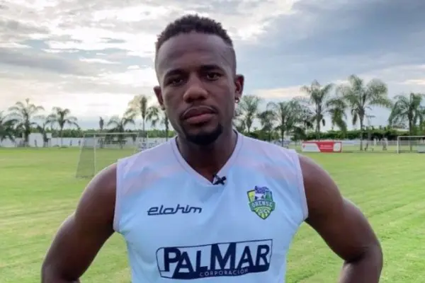 Henry Quiñónez que actuó en Orense es nuevo jugador de Liga de Portoviejo