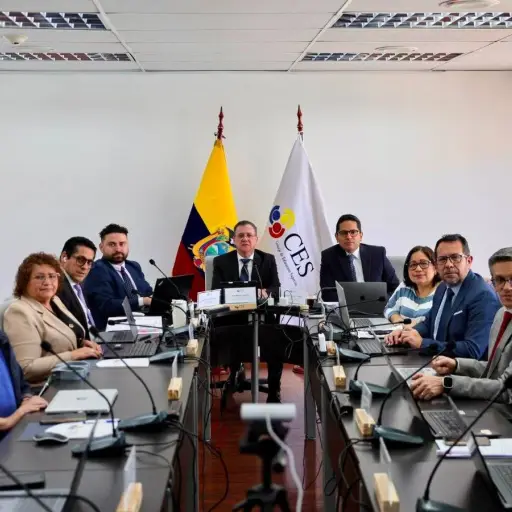 CES interviene la Universidad Amawtay Wasi por 90 días