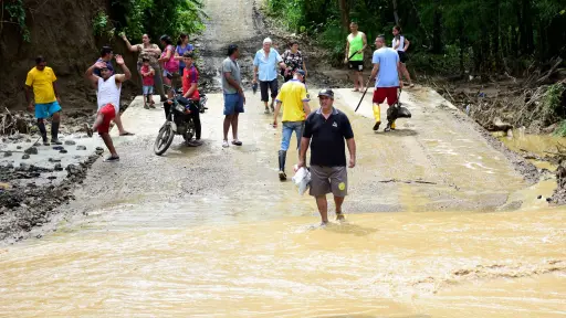 Secretaría de Riesgos evalúa planes cantonales para El Niño 2026-2027. Montecristi, en Manabí, es el más preparado