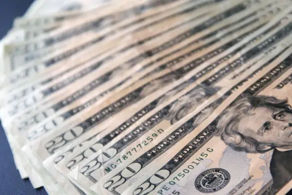 Créditos del sistema financiero ecuatoriano crecieron 19,9% en junio y llegaron a USD 5.078 millones.