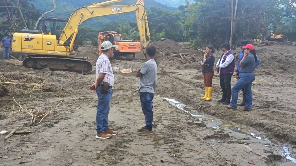 Tragedia en Zamora Chinchipe: Sube a 13 el número de víctimas por aluvión y persiste la búsqueda de desaparecidos
