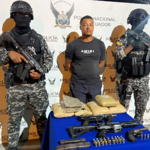 Esmeraldas: Alias “El Gato”, sujeto con amplio historial delictivo, cayó durante operativo policial