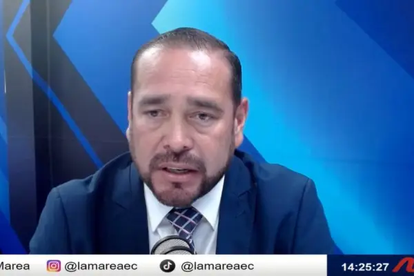 Héctor Párraga plantea agua, vivienda y prevención como ejes para Portoviejo.