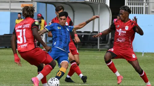 ‘Clásico mantense’ enfrenta a Manta FC y Delfín SC urgidos de un triunfo