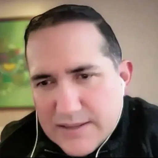 Matías Abad: “Es razonable discutir una segunda vuelta para alcaldes y prefectos”