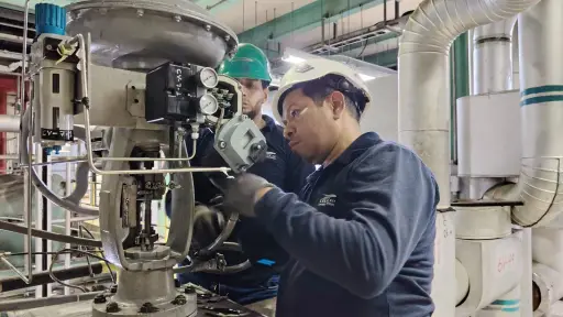 Ecuador fortalece generación eléctrica ante posible impacto del Fenómeno El Niño