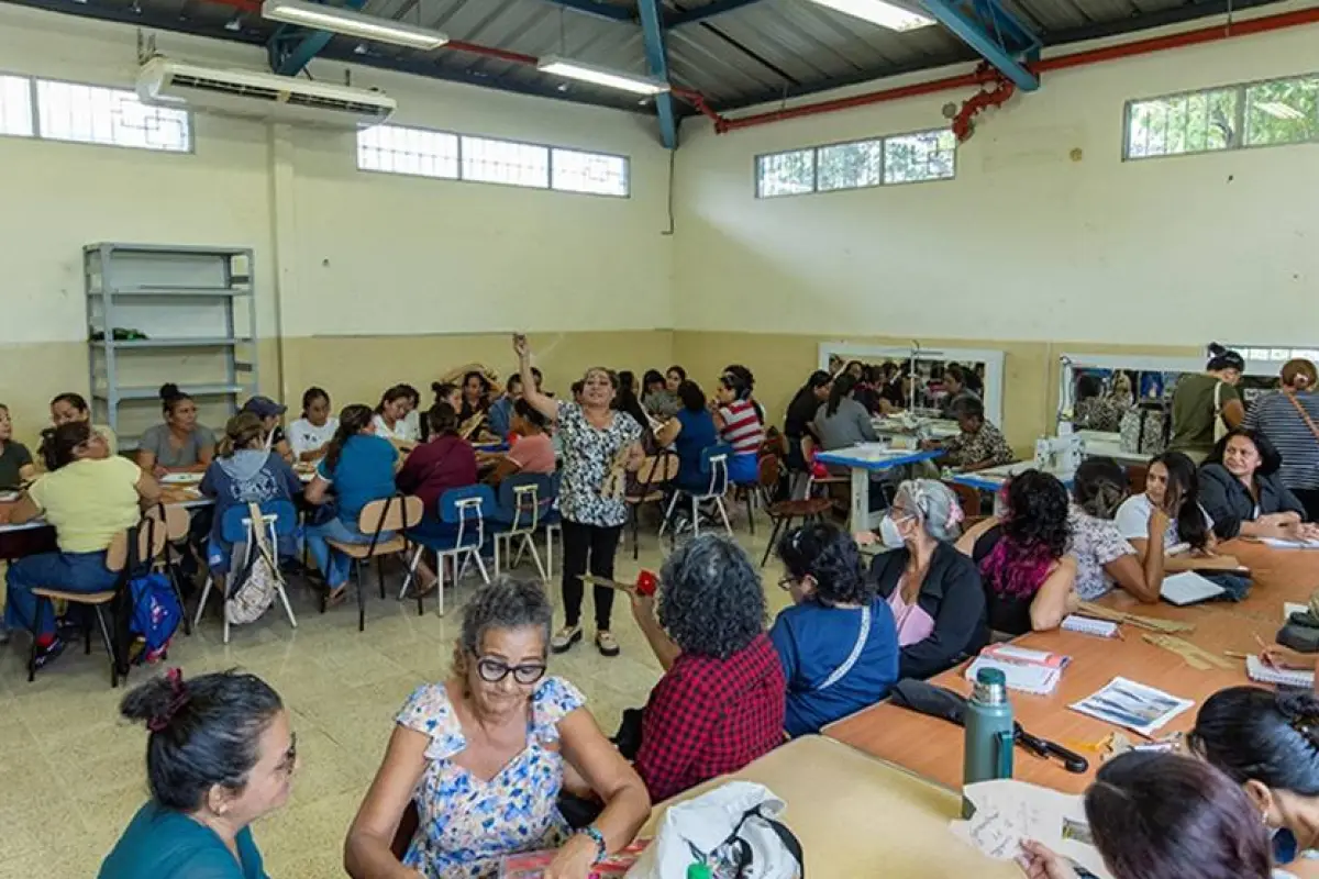Más de 3.500 ciudadanos participan en nueva etapa de capacitación productiva impulsada por el Municipio