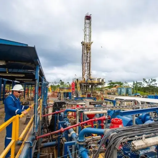Petroecuador vende 950 mil barriles de Fuel Oil y proyecta 3 millones para Ecuador