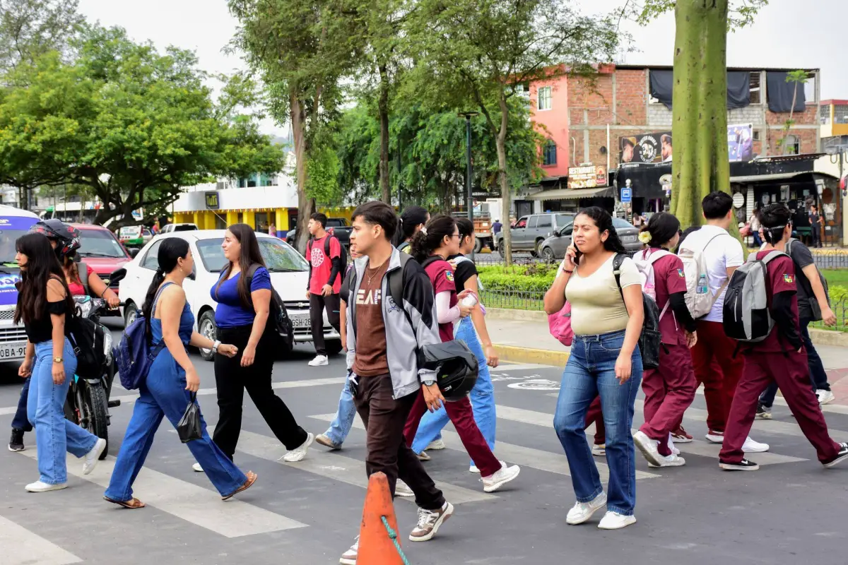 La mayoría de jóvenes siguen optando por las carreras tradicionales., El Diario