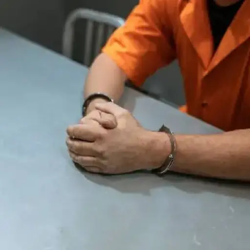 Condenan a más de 29 años de prisión a un hombre por violación contra la hija de su pareja, en La Libertad