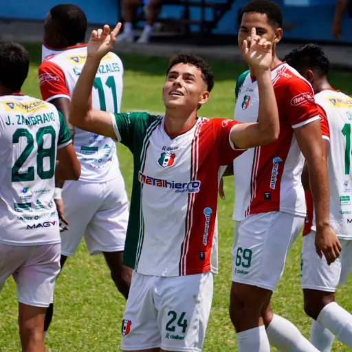 Juventud Italiana y 11 de Mayo consiguen victorias claves en la Segunda Categoría de Manabí