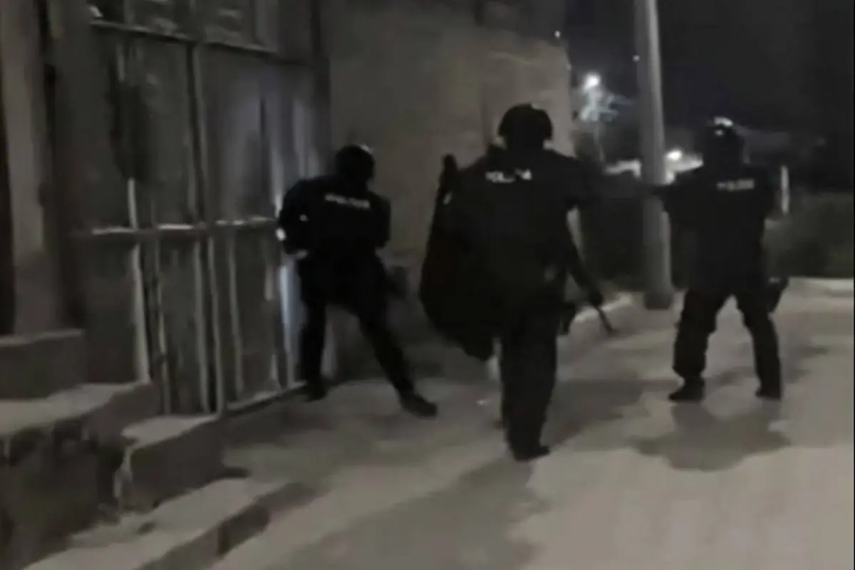 Los Policías realizaron varios allanamientos para desarticular a la red criminal., Captura de video