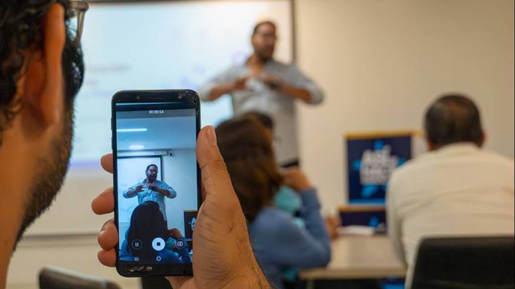 Guayaquil impulsa la productividad local con el programa IA 360 para emprendedores y ciudadanos