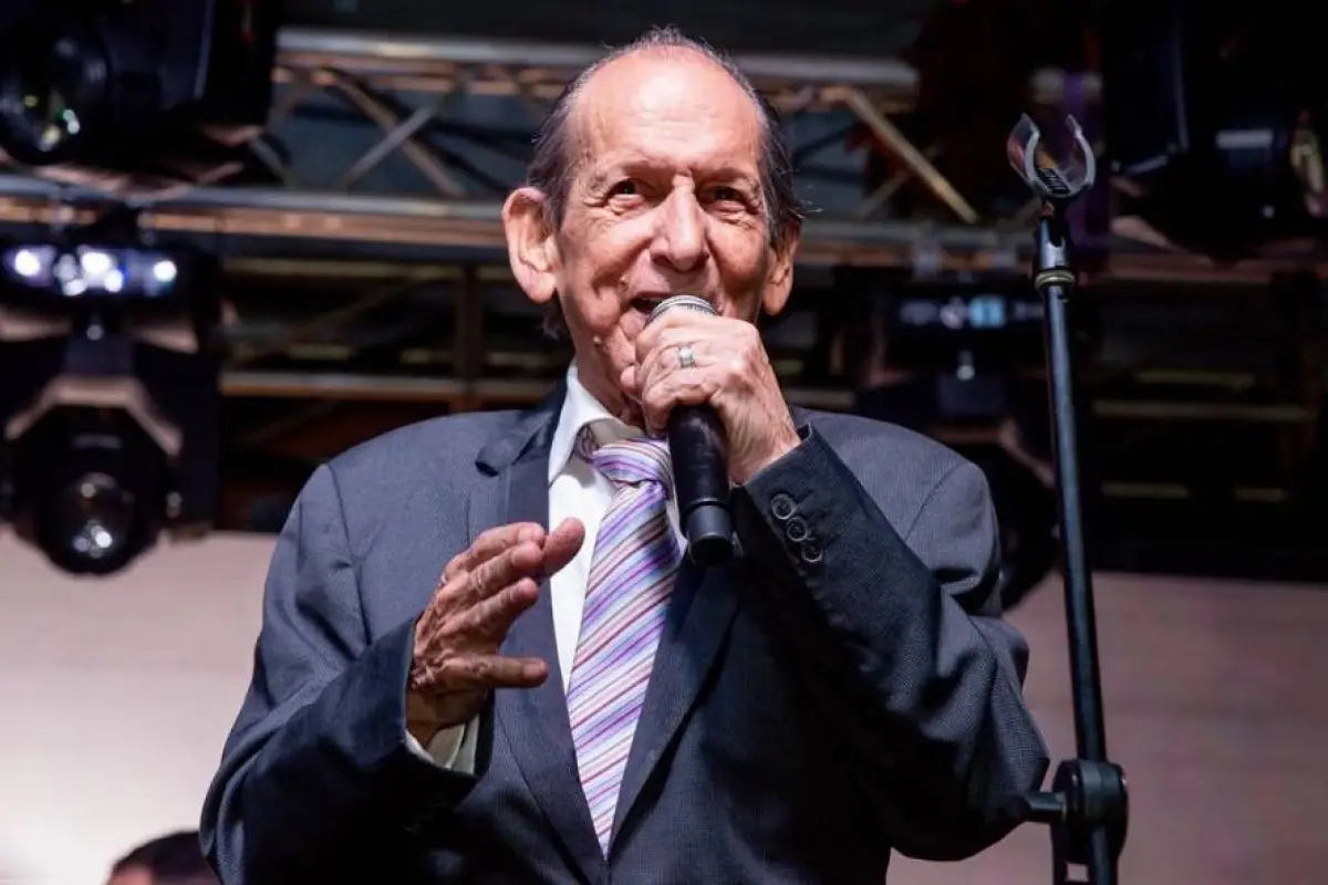 La voz de Perucho Navarro se seguirá escuchando en su clásico 'El año viejo'. 