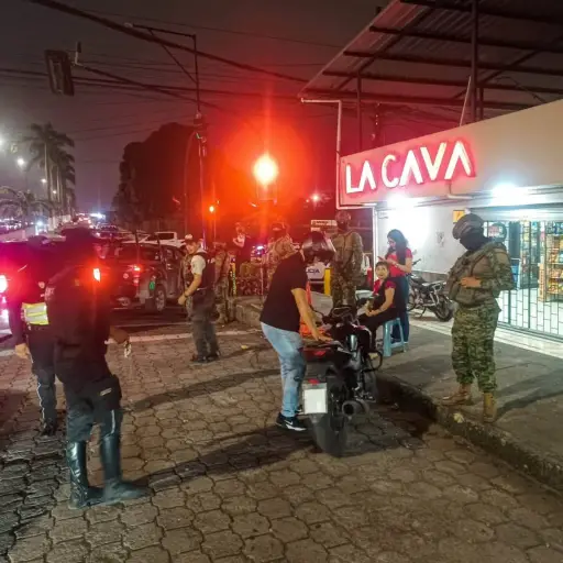 El sector nocturno de Santo Domingo alza la voz: advierten pérdidas por reducción de horarios