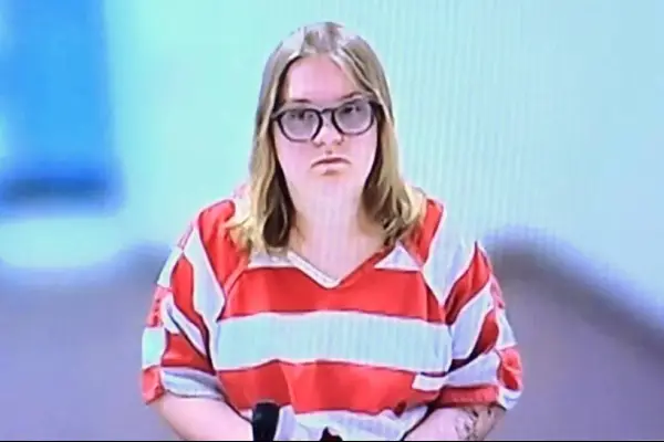 La madre, de 23 años, podría ser condenada a muerte.