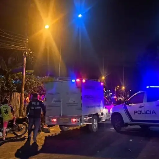 Ataque armado en coliseo de ecuavoley deja dos muertos y un herido en Portoviejo
